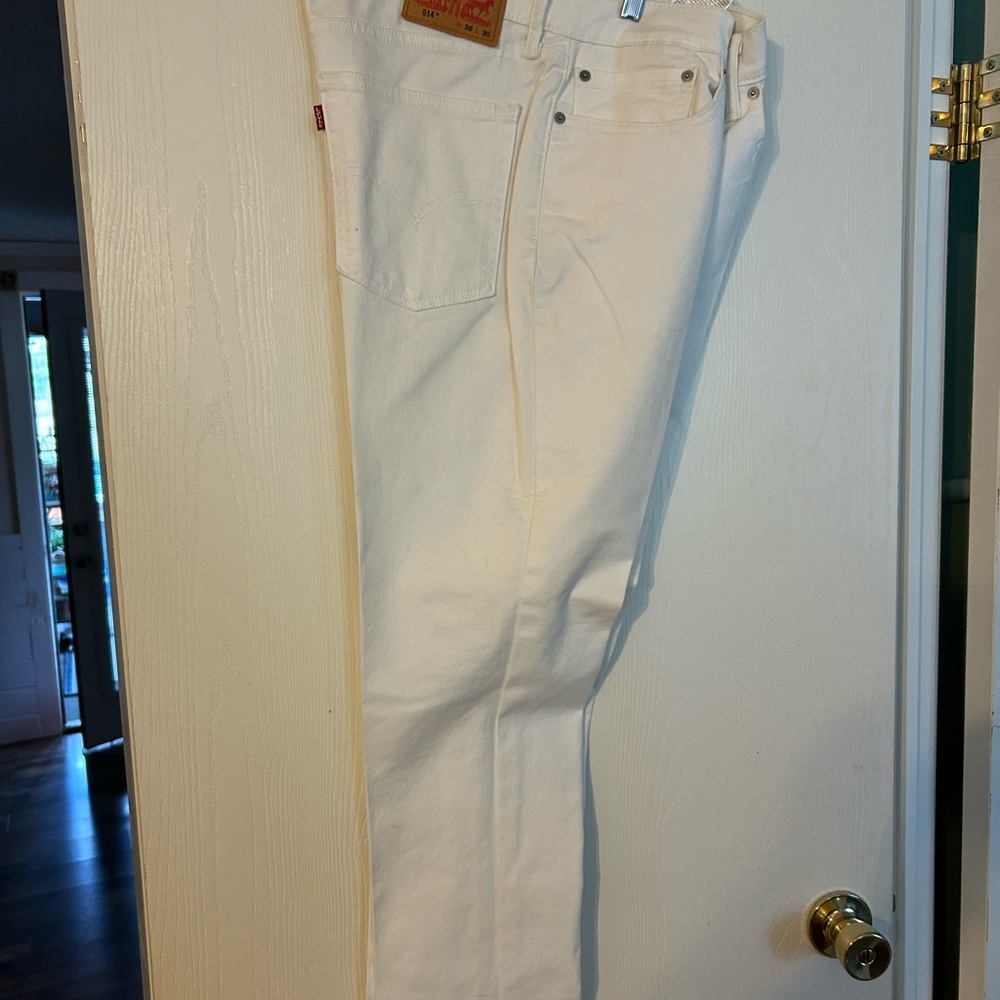 Levi's Men's Off-White Straight Jeans